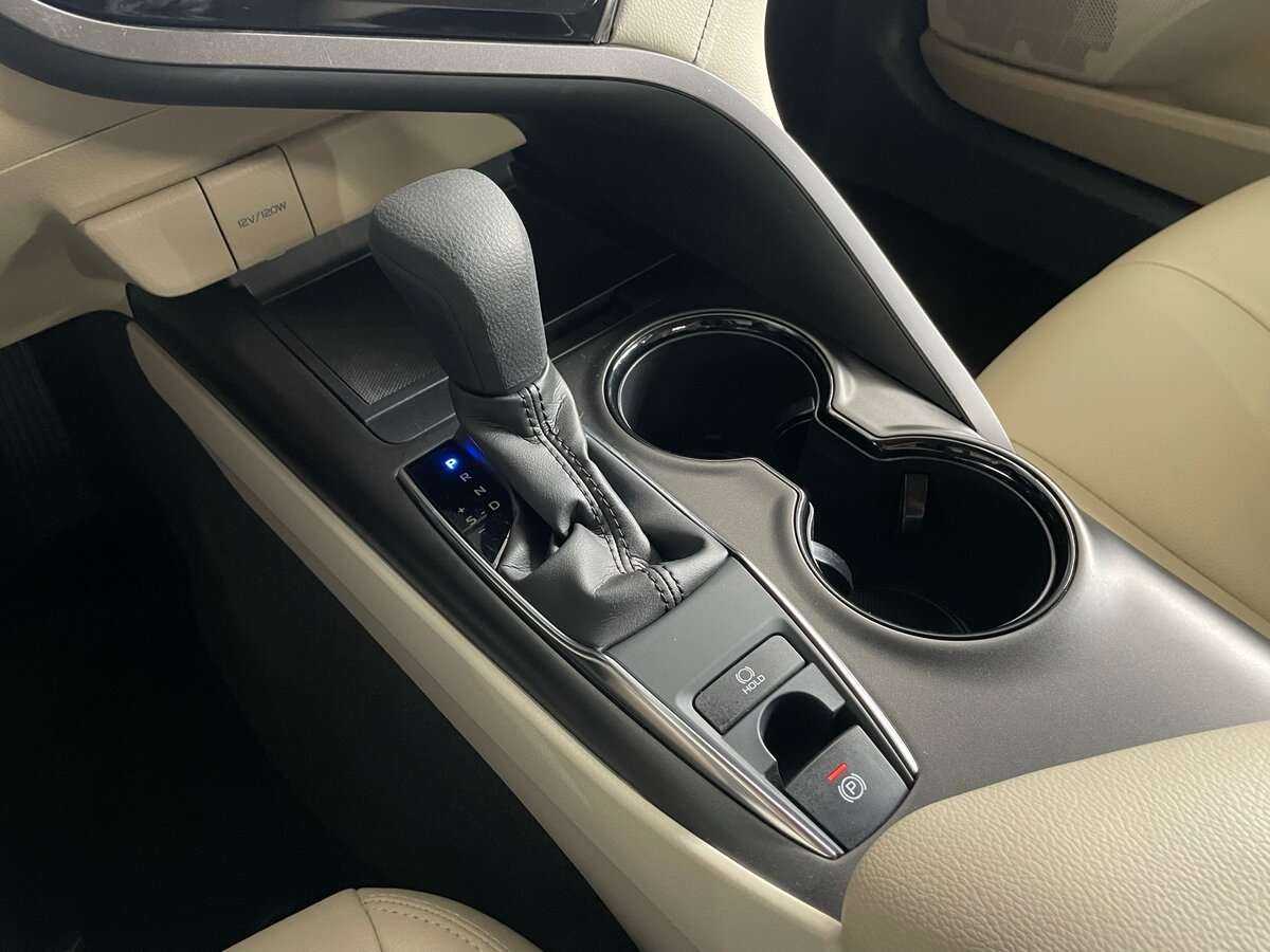 Toyota Camry 2022 года с пробегом. Фото: #13