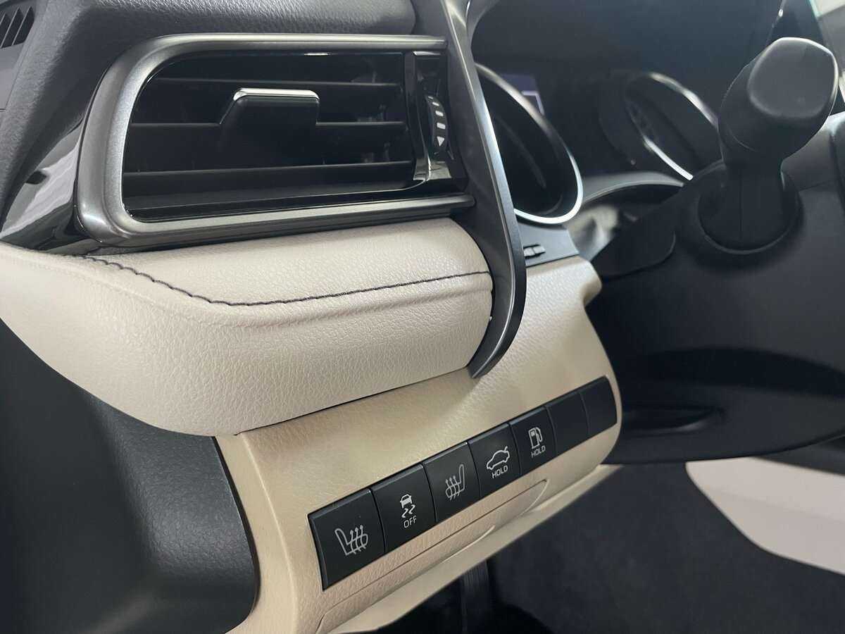 Toyota Camry 2022 года с пробегом. Фото: #14