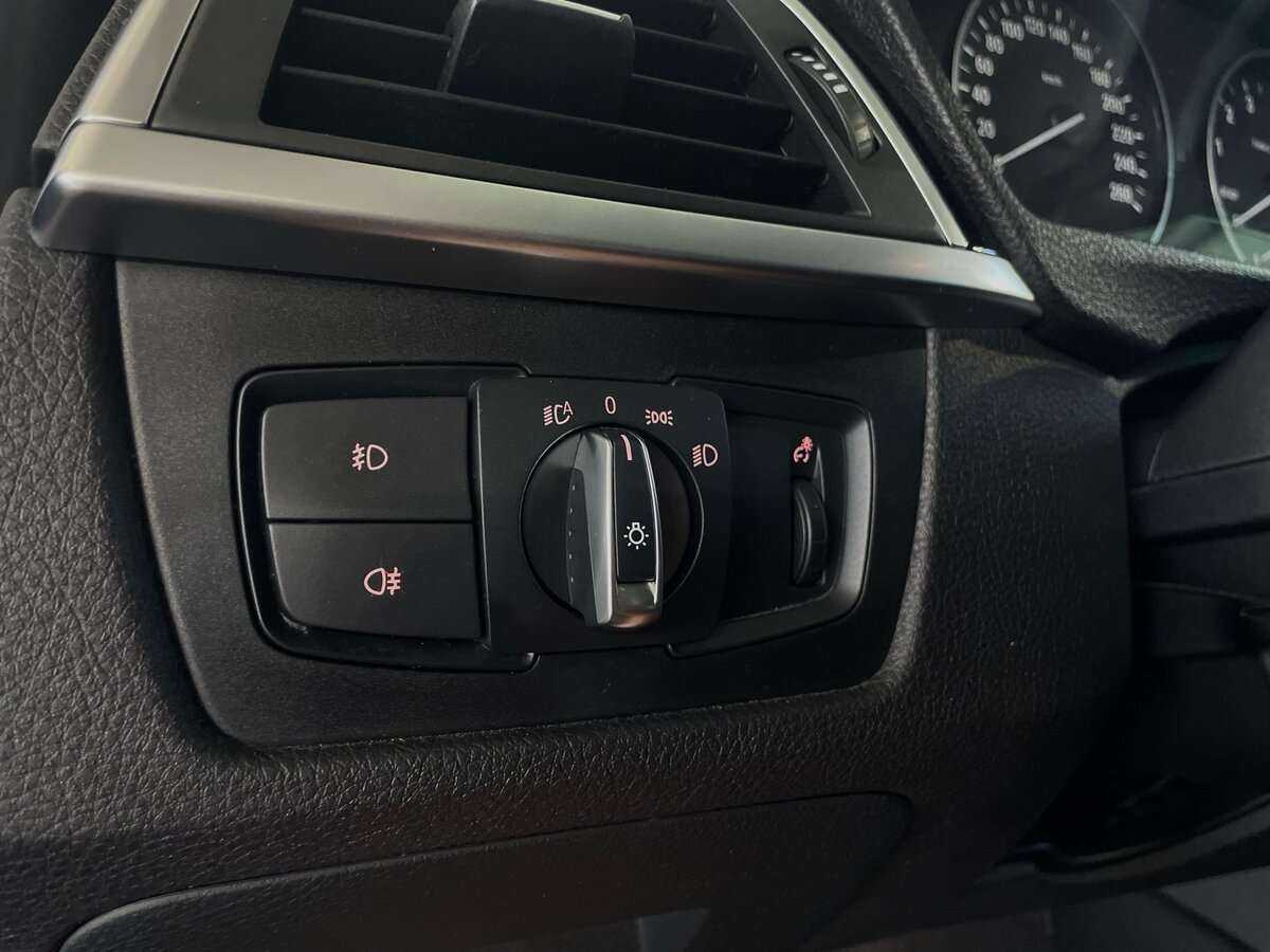 BMW 3 серии 2018 года с пробегом. Фото: #15