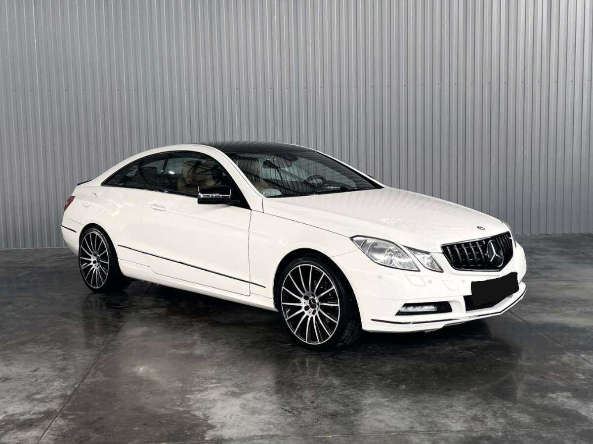 Mercedes-Benz E-Класс 2011 года с пробегом. Фото: #2