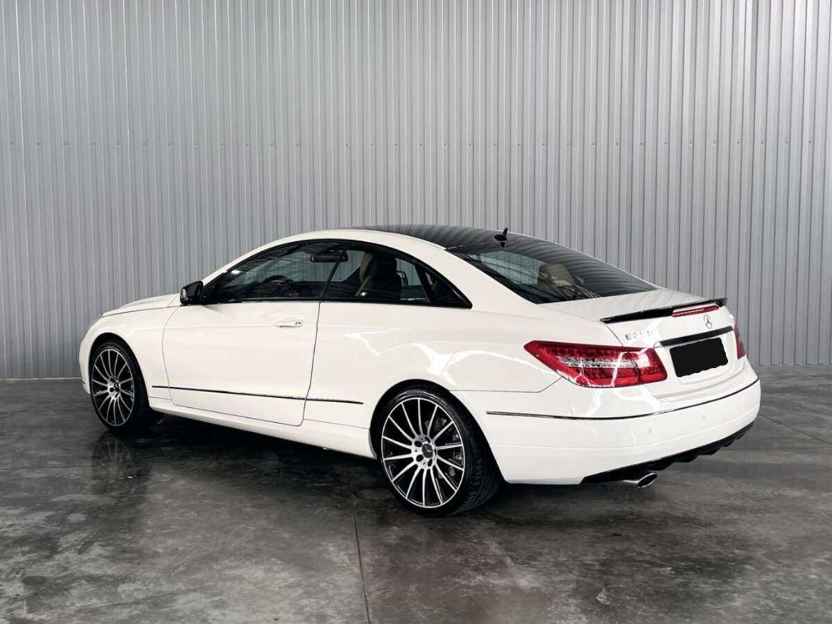 Mercedes-Benz E-Класс 2011 года с пробегом. Фото: #6