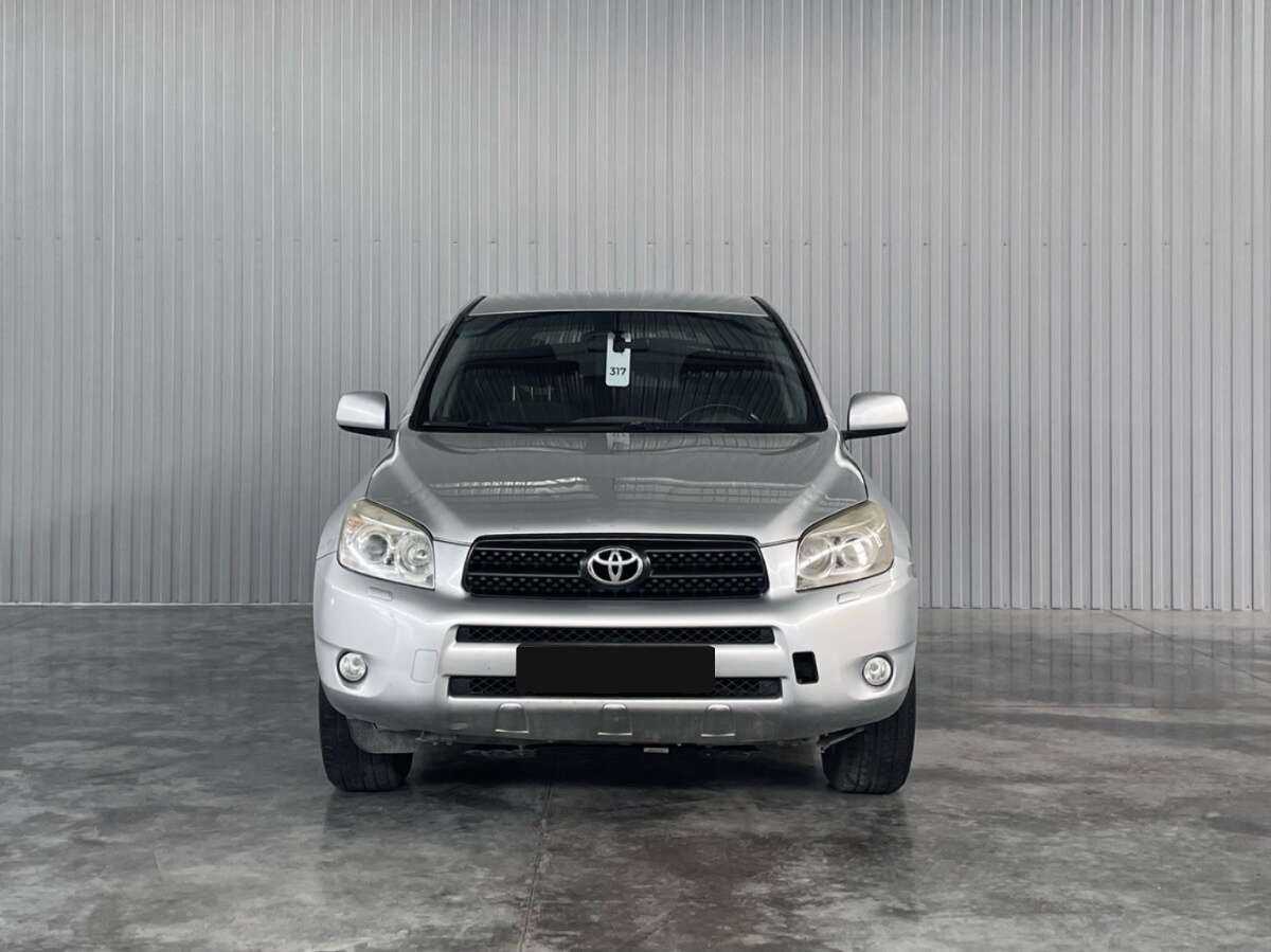 Toyota RAV4 2008 года с пробегом. Фото: #1