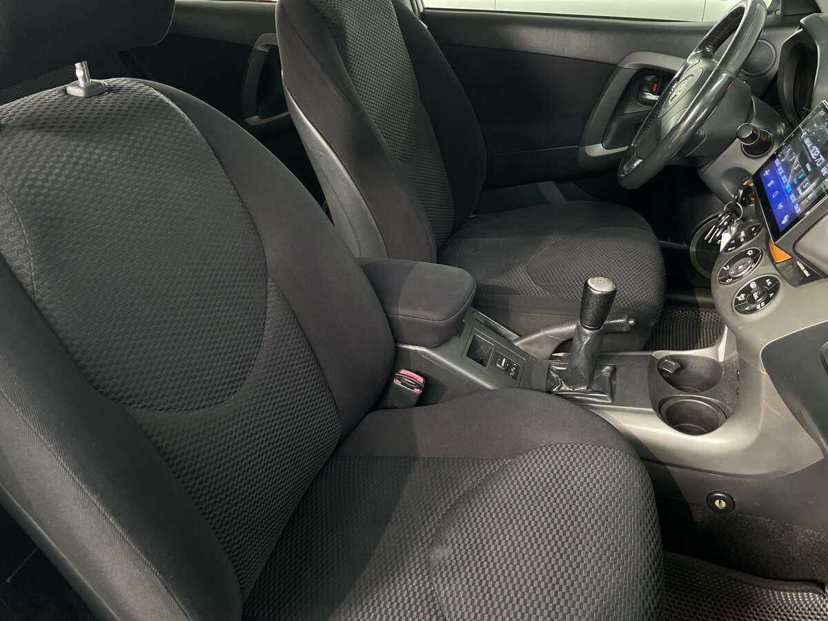 Toyota RAV4 2008 года с пробегом. Фото: #11