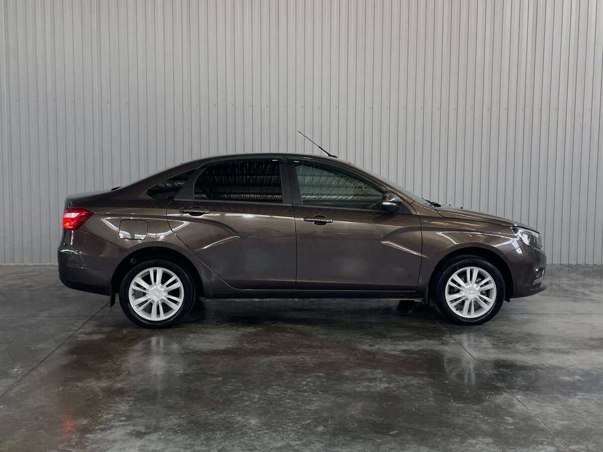 Б/У Лада (ВАЗ) Веста 2018 года. Фото: #3