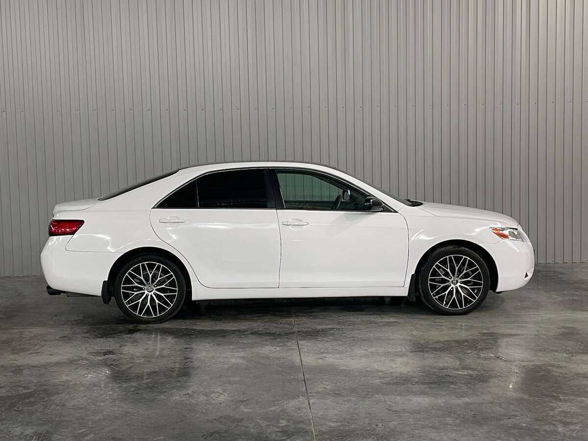 Toyota Camry 2007 года с пробегом. Фото: #3