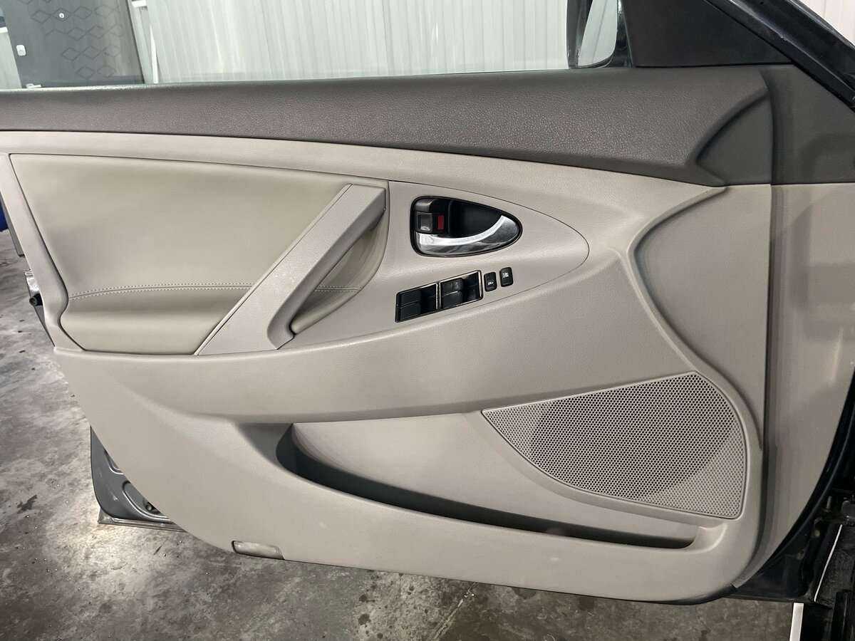 Toyota Camry 2007 года с пробегом. Фото: #16