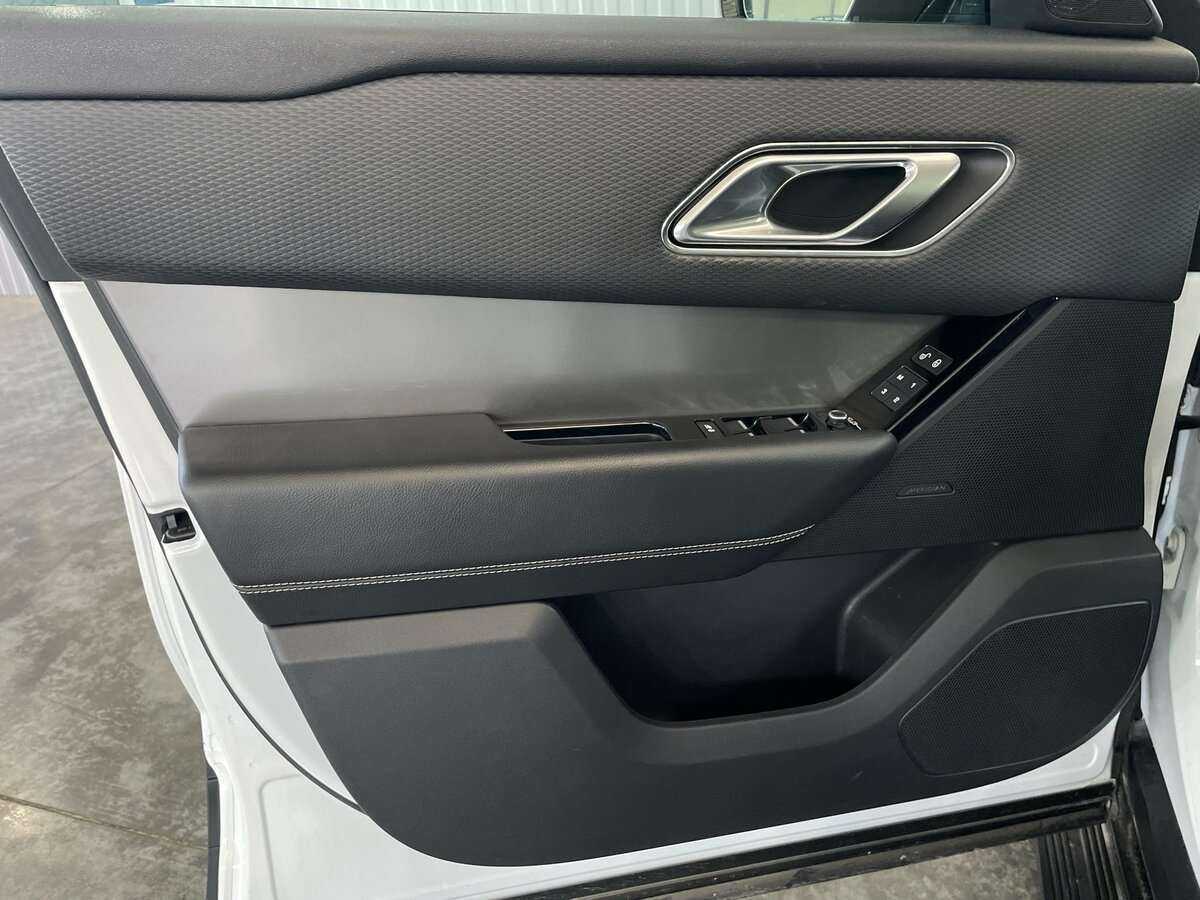 Land Rover Range Rover Velar 2018 года с пробегом. Фото: #20
