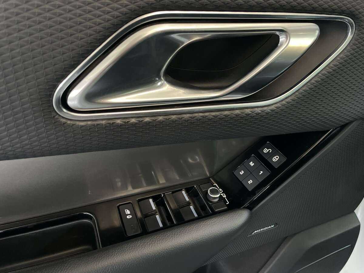 Land Rover Range Rover Velar 2018 года с пробегом. Фото: #21