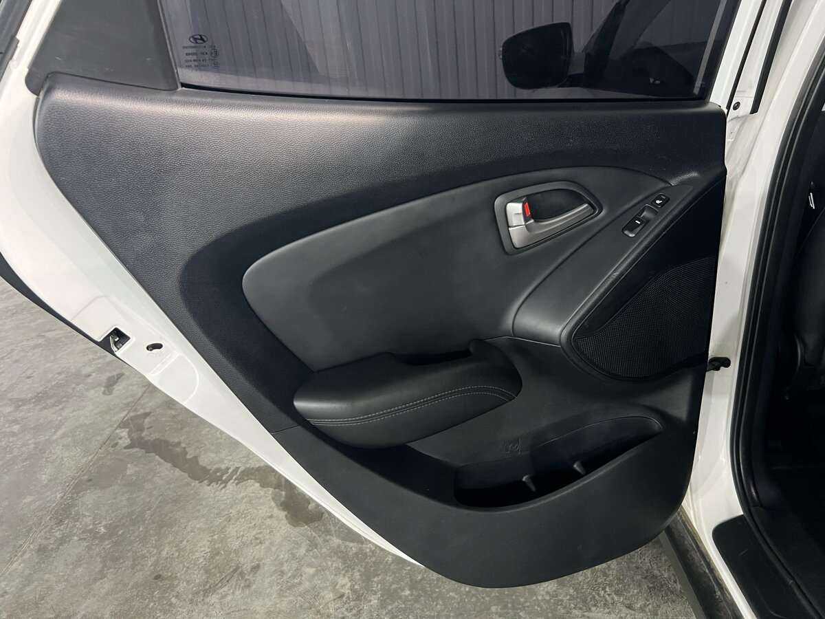 Hyundai ix35 2011 года с пробегом. Фото: #14