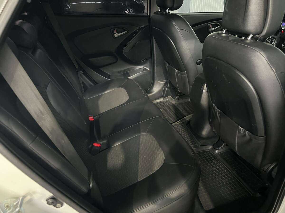 Hyundai ix35 2011 года с пробегом. Фото: #16