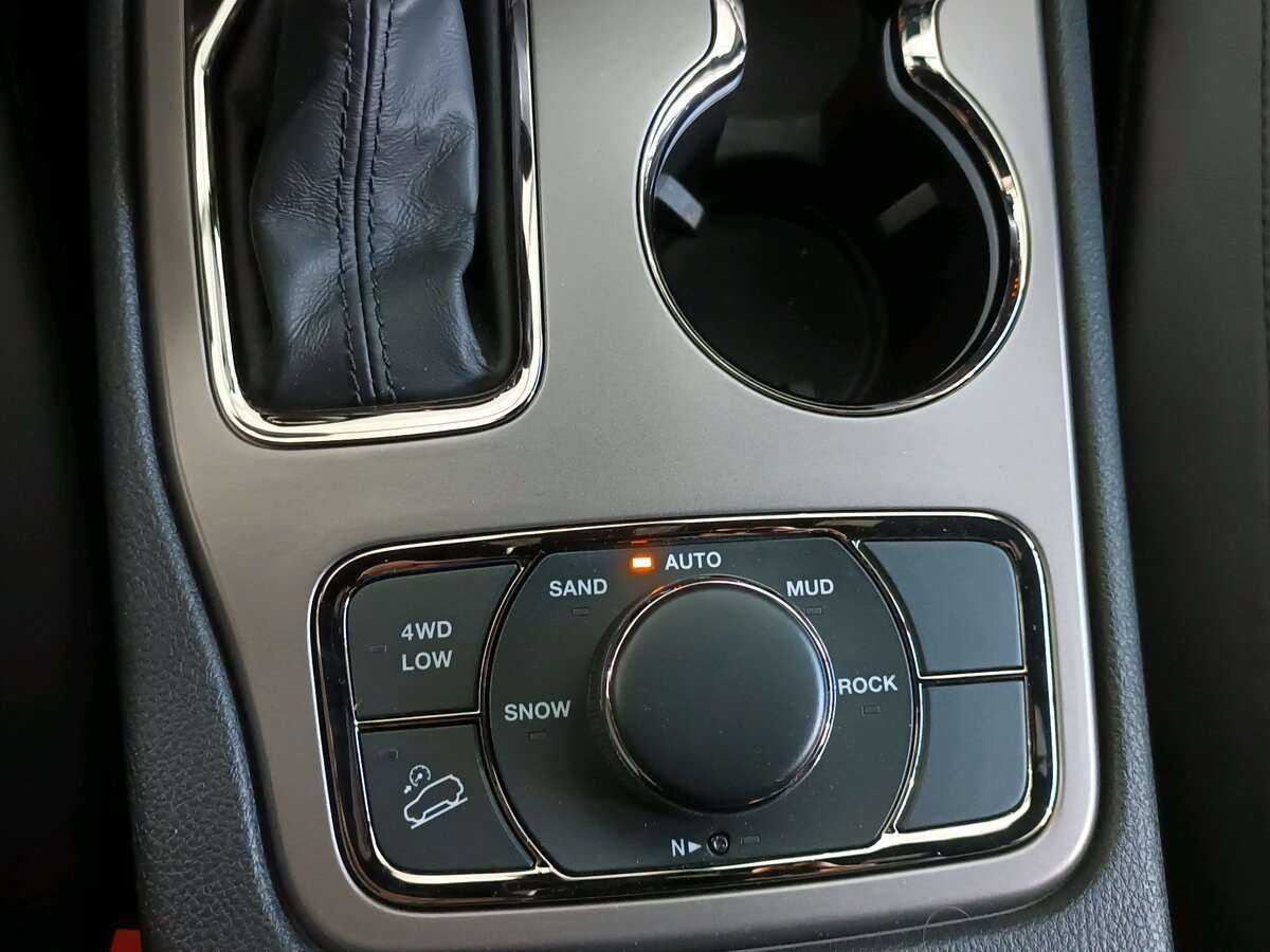 Jeep Grand Cherokee 2021 года с пробегом. Фото: #12