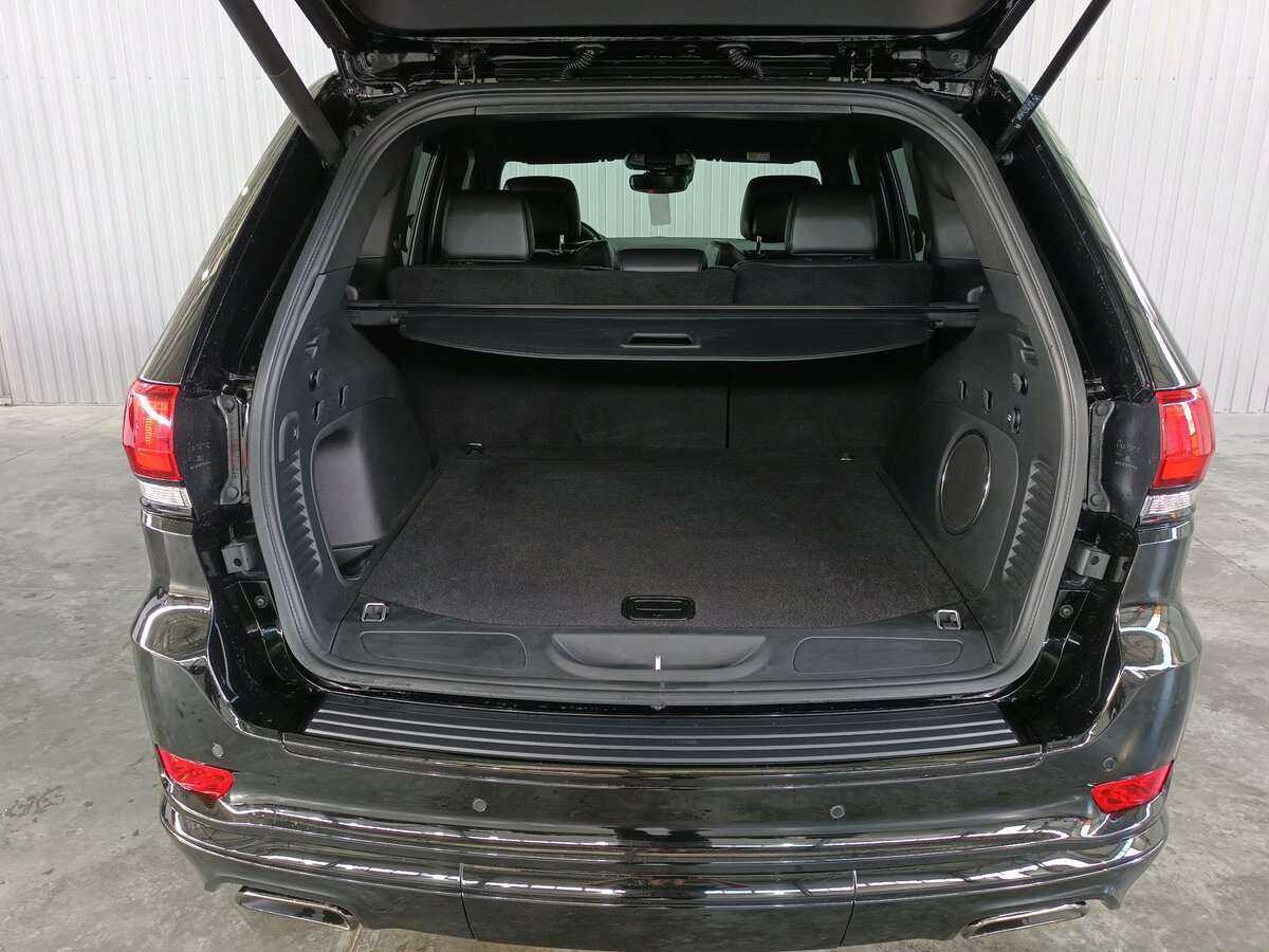 Jeep Grand Cherokee 2021 года с пробегом. Фото: #23