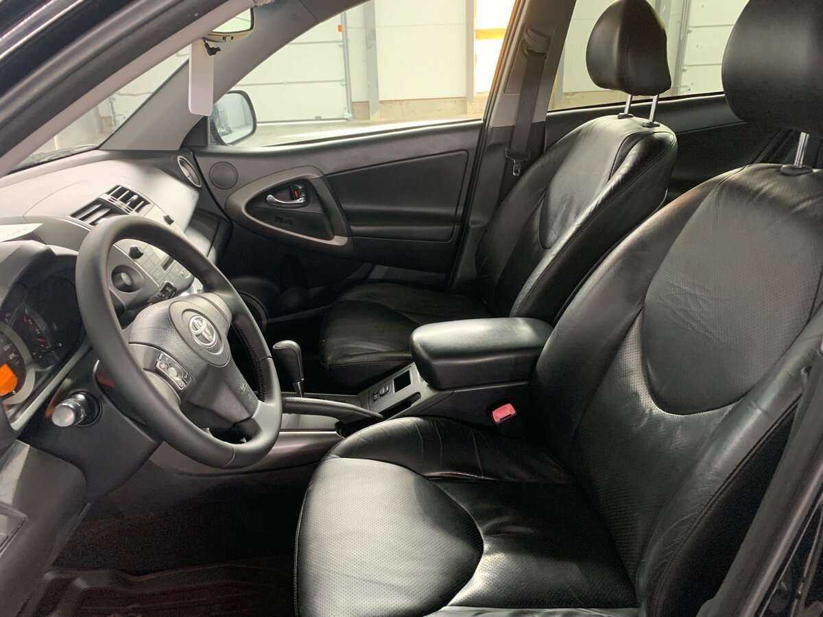 Toyota RAV4 2006 года с пробегом. Фото: #9