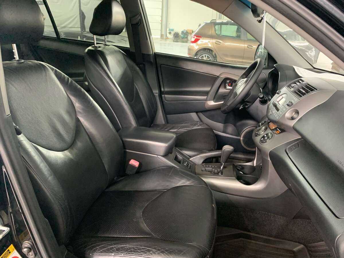 Toyota RAV4 2006 года с пробегом. Фото: #12