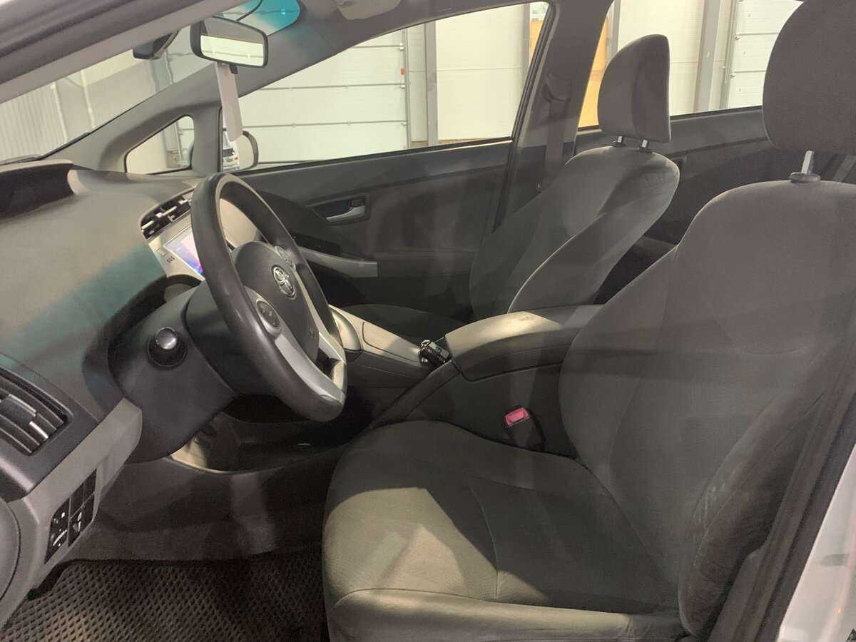 Toyota Prius 2009 года с пробегом. Фото: #10