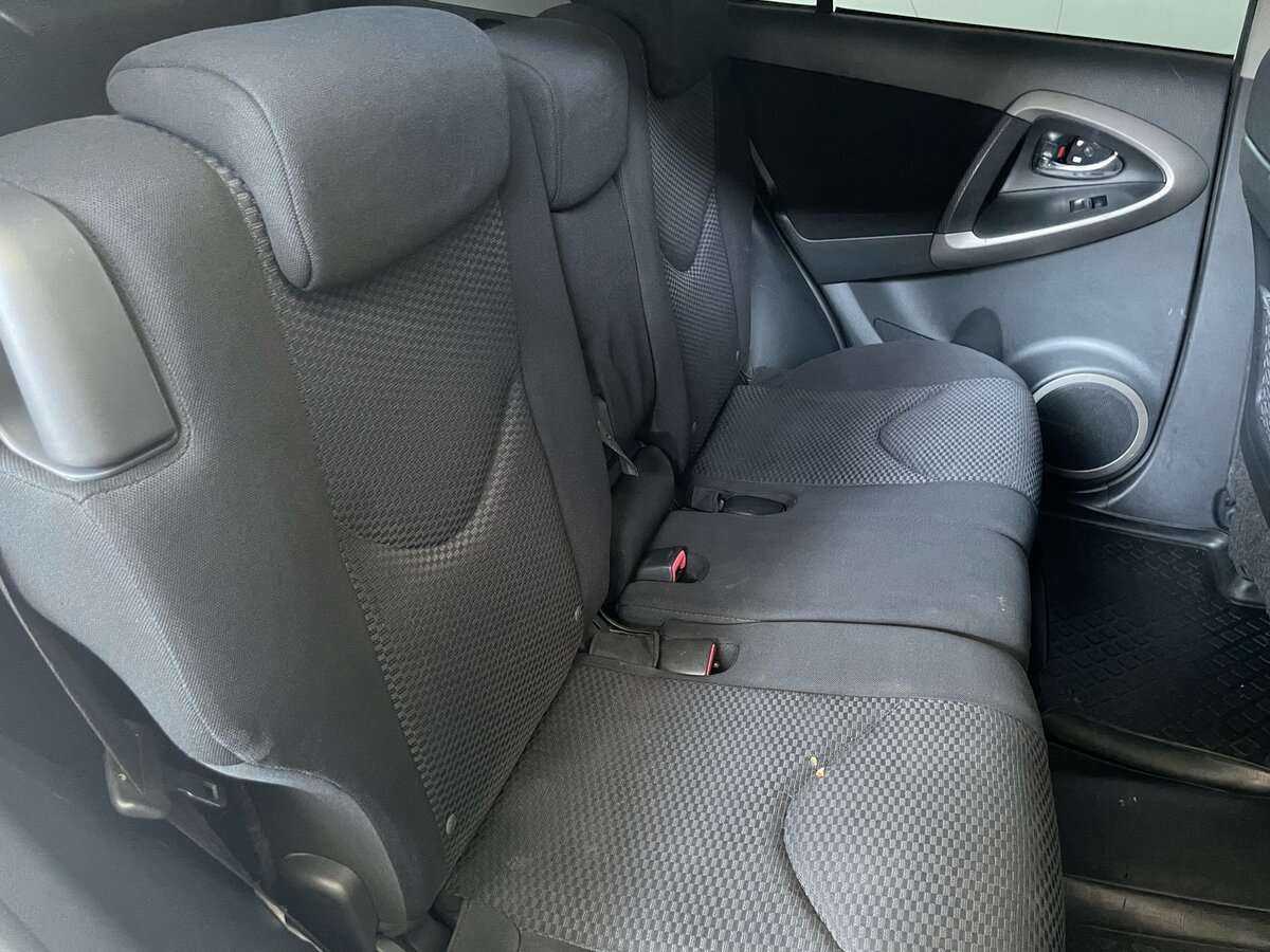 Toyota RAV4 2008 года с пробегом. Фото: #19
