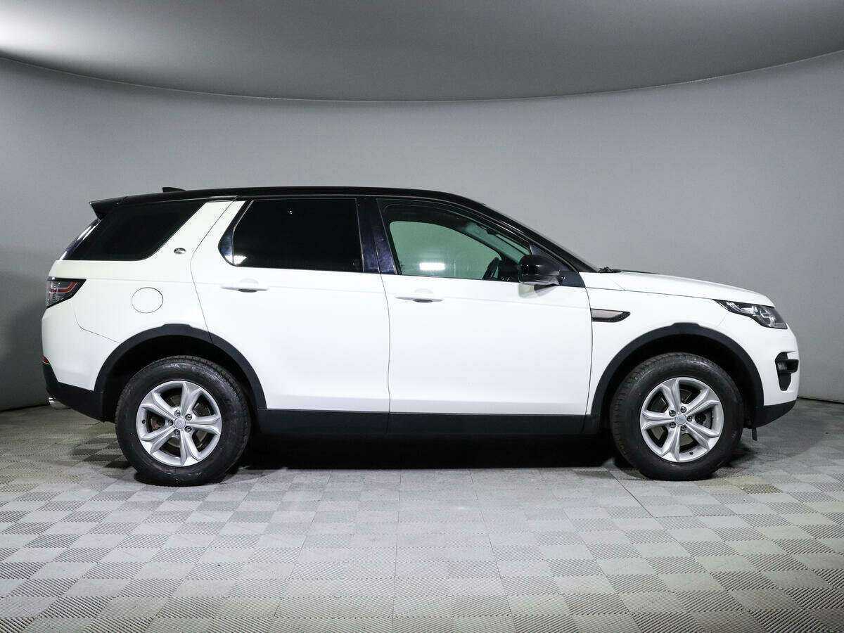 Land Rover Discovery Sport 2018 года с пробегом. Фото: #3
