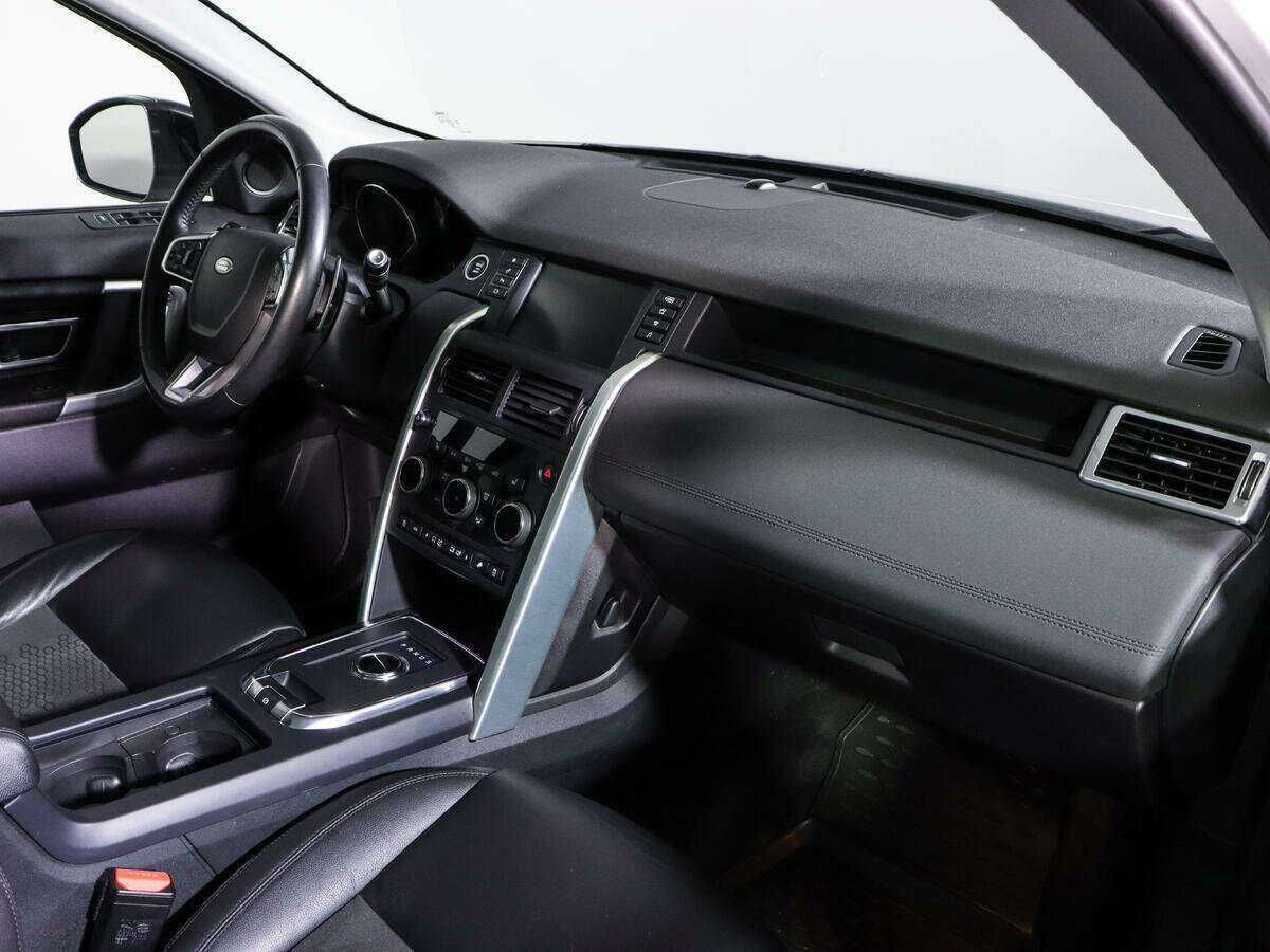 Land Rover Discovery Sport 2018 года с пробегом. Фото: #8
