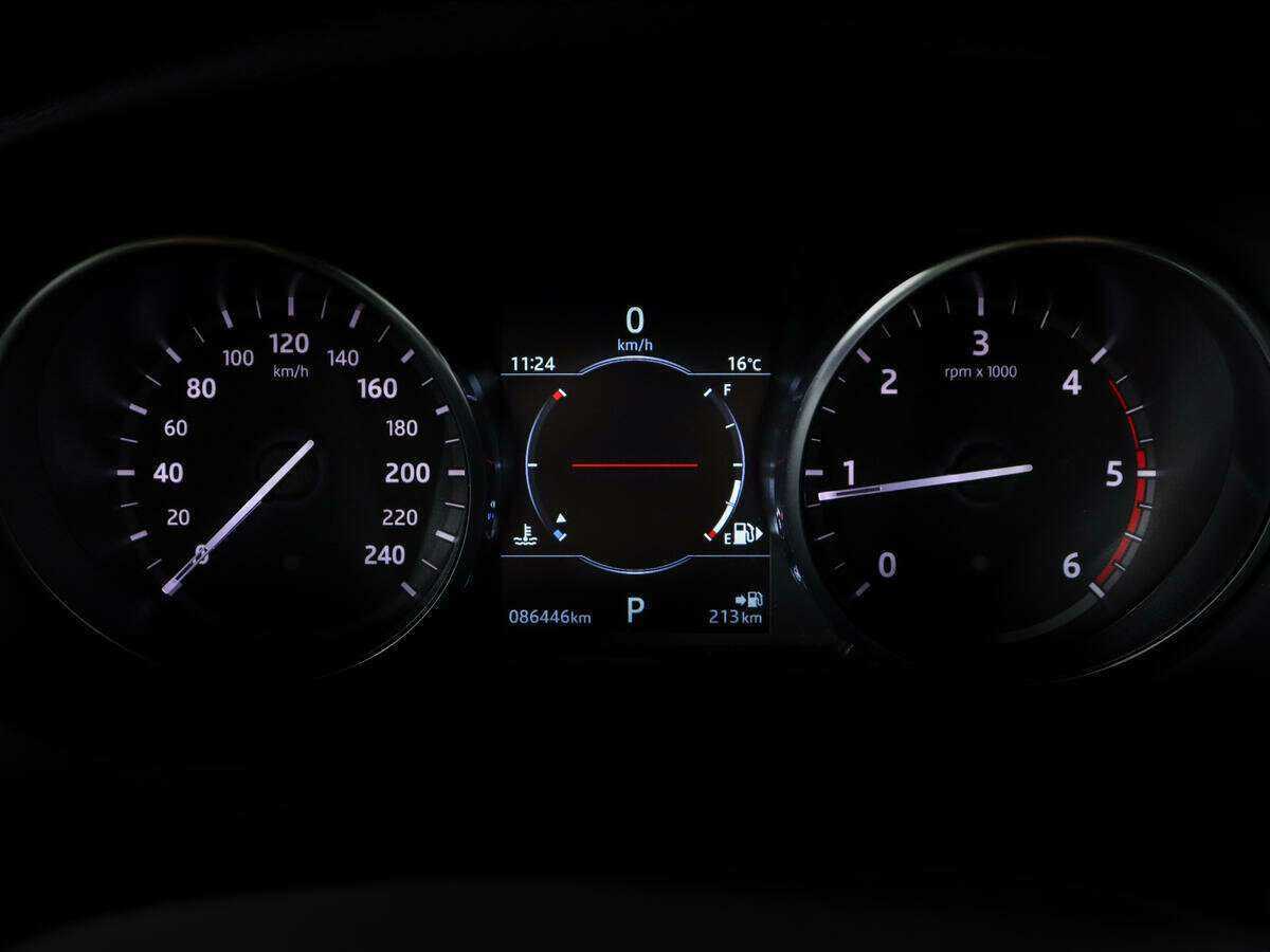 Land Rover Discovery Sport 2018 года с пробегом. Фото: #10