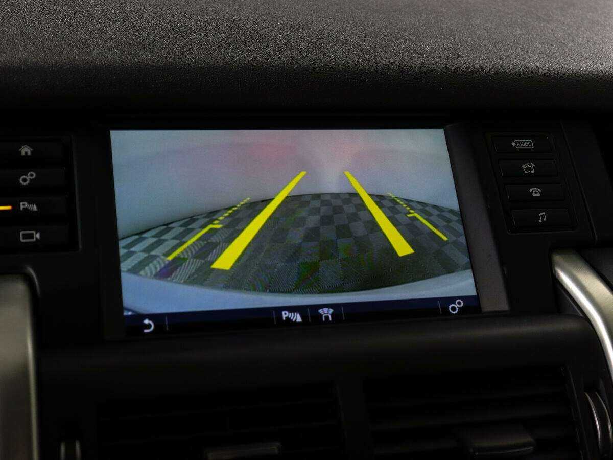 Land Rover Discovery Sport 2018 года с пробегом. Фото: #15