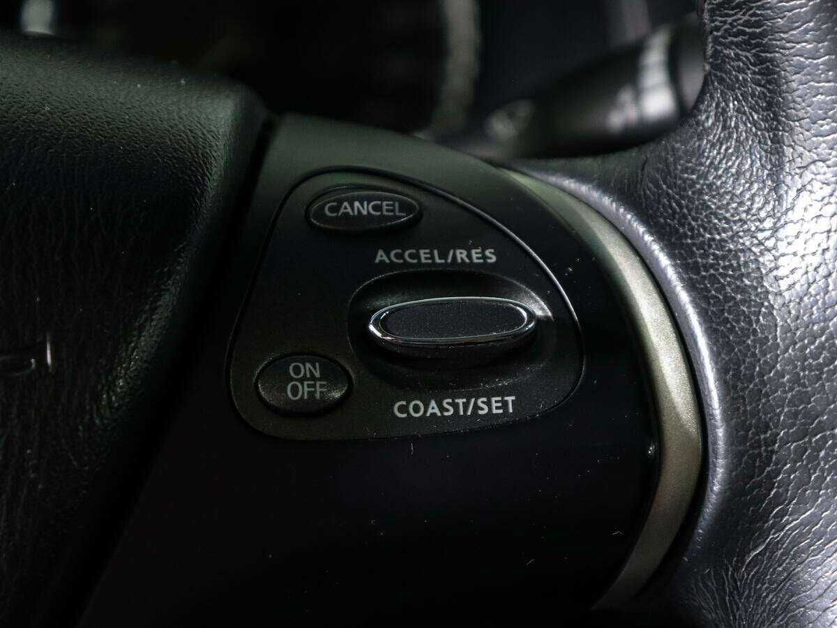 Infiniti QX60 2015 года с пробегом. Фото: #23