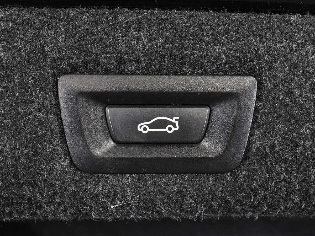 BMW 5 серии 2020 года с пробегом. Фото: #12