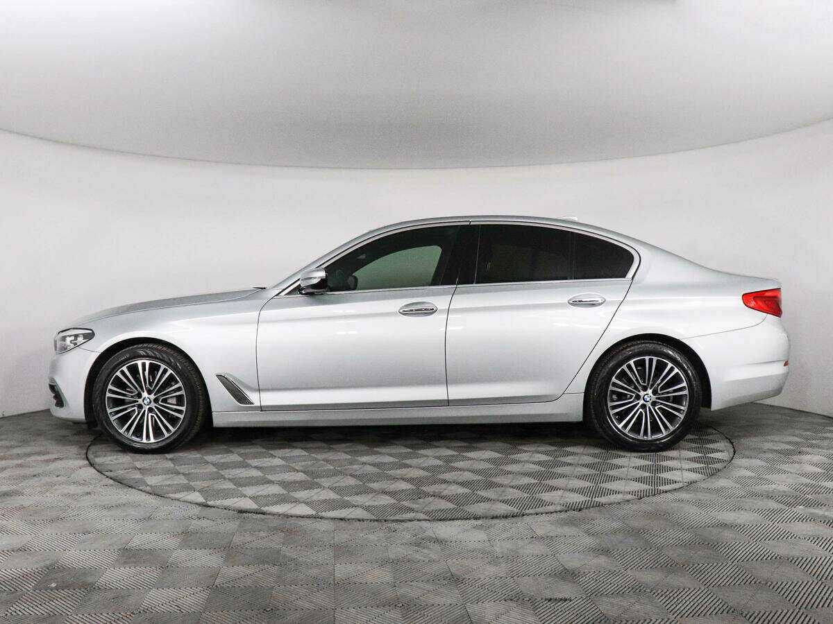 BMW 5 серии 2017 года с пробегом. Фото: #4