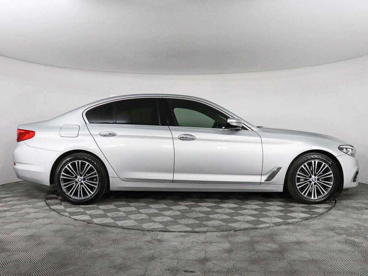 BMW 5 серии 2017 года с пробегом. Фото: #5