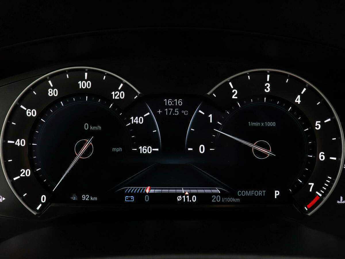 BMW 5 серии 2017 года с пробегом. Фото: #8