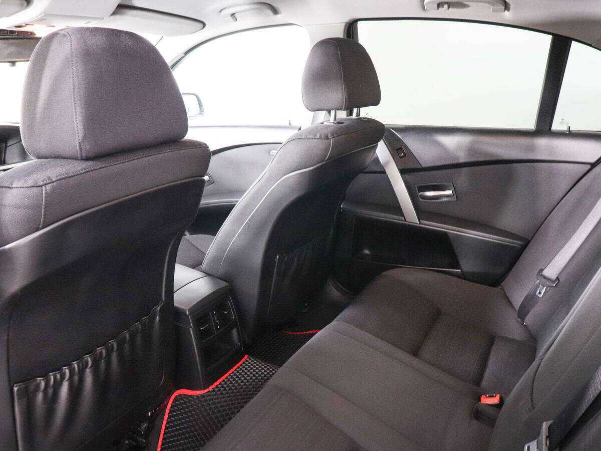 BMW 5 серии 2006 года с пробегом. Фото: #9