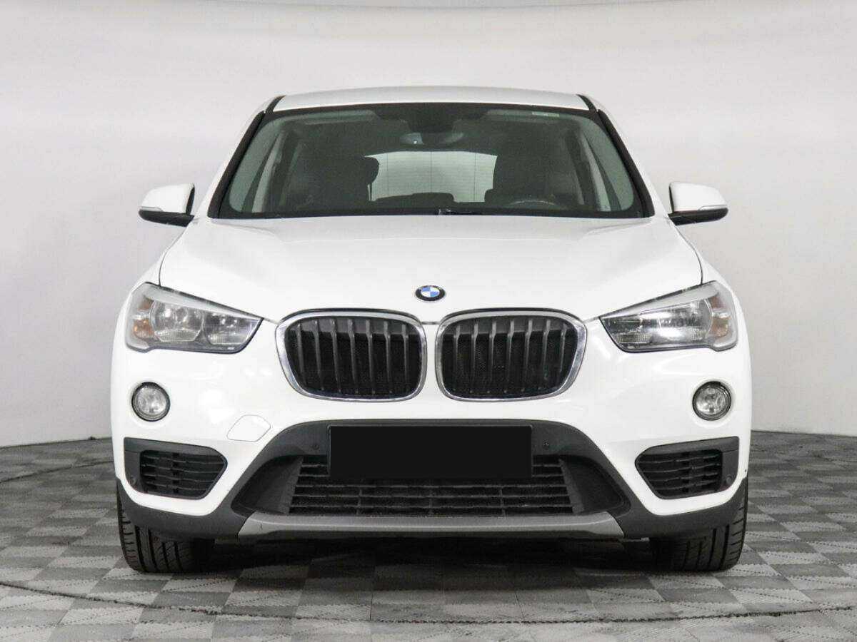 BMW X1 2017 года с пробегом. Фото: #2