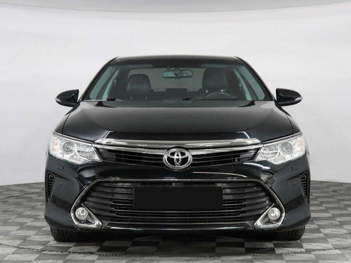 Toyota Camry 2016 года с пробегом. Фото: #1