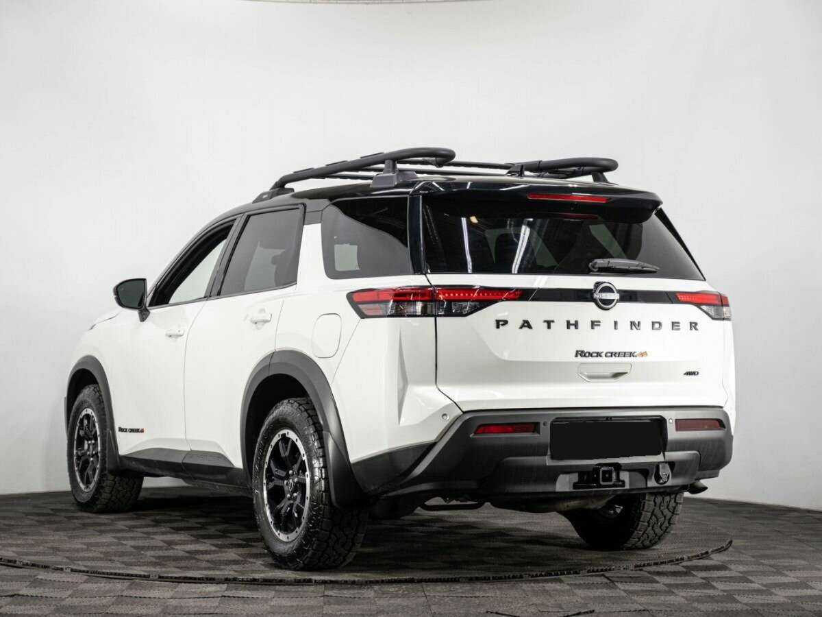 Nissan Pathfinder 2023 года с пробегом. Фото: #3