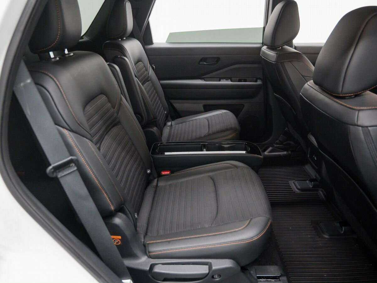 Nissan Pathfinder 2023 года с пробегом. Фото: #10