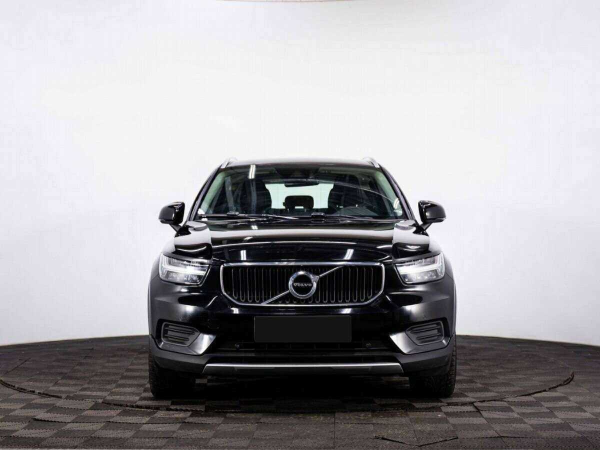 Volvo XC40 2019 года с пробегом. Фото: #1