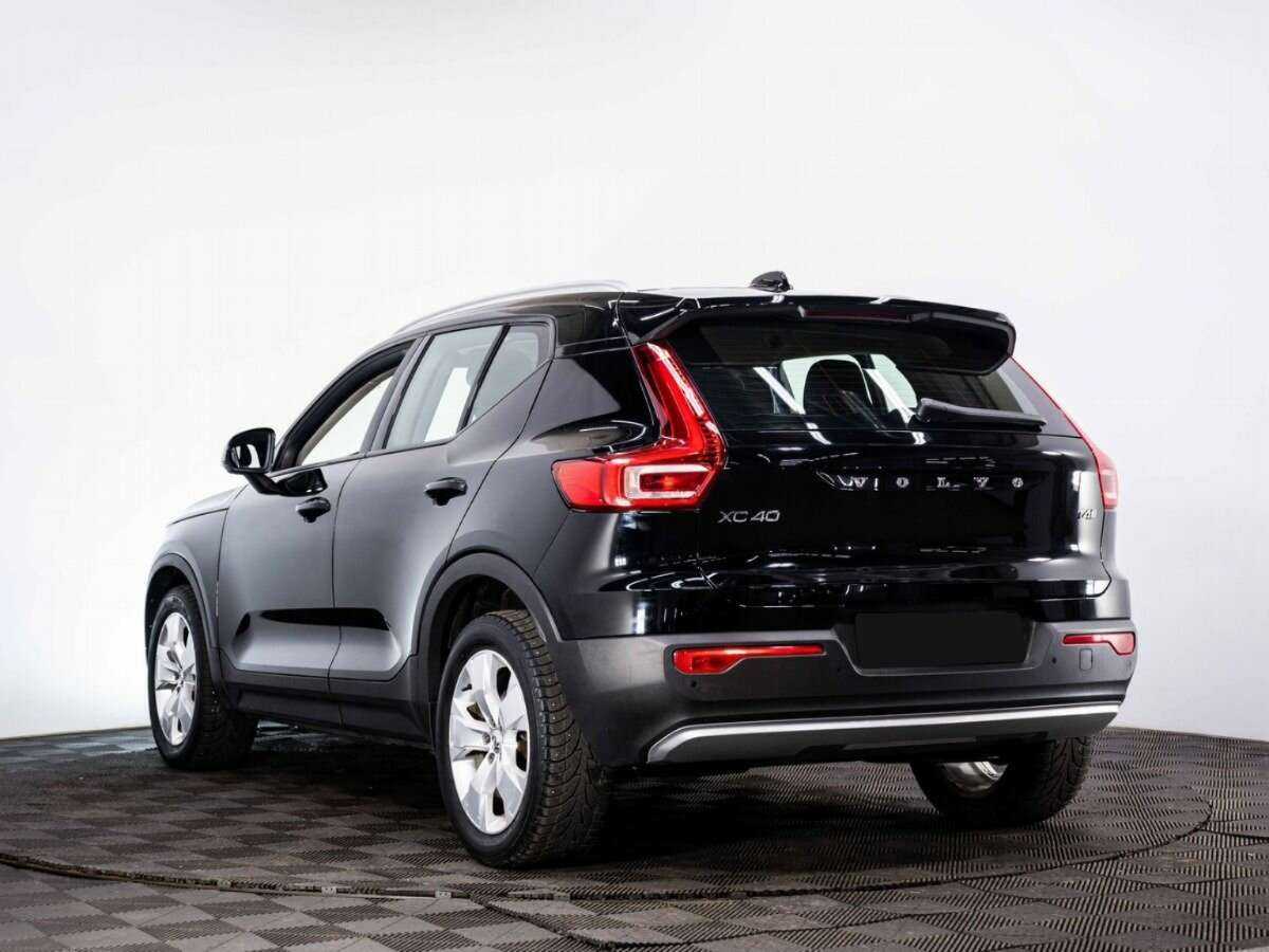 Volvo XC40 2019 года с пробегом. Фото: #3