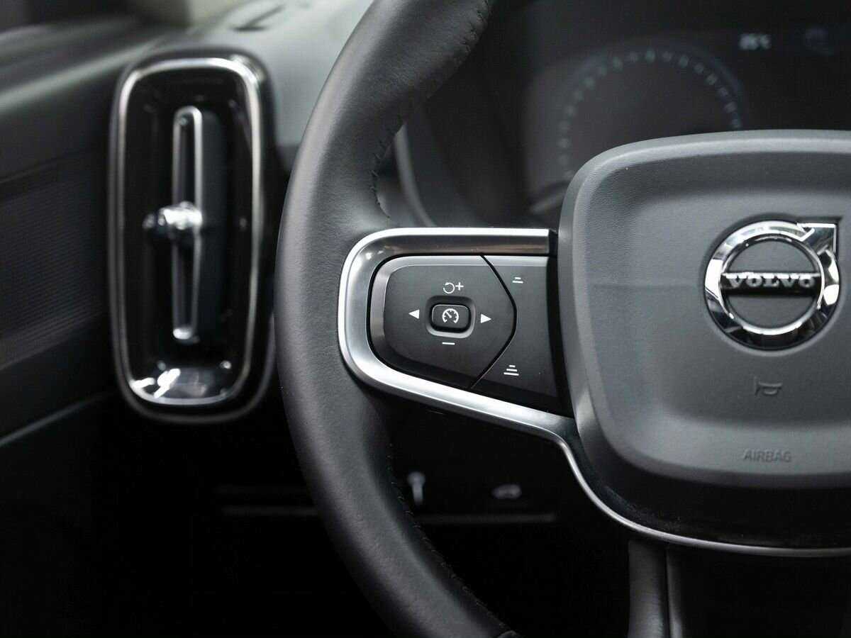 Volvo XC40 2019 года с пробегом. Фото: #14