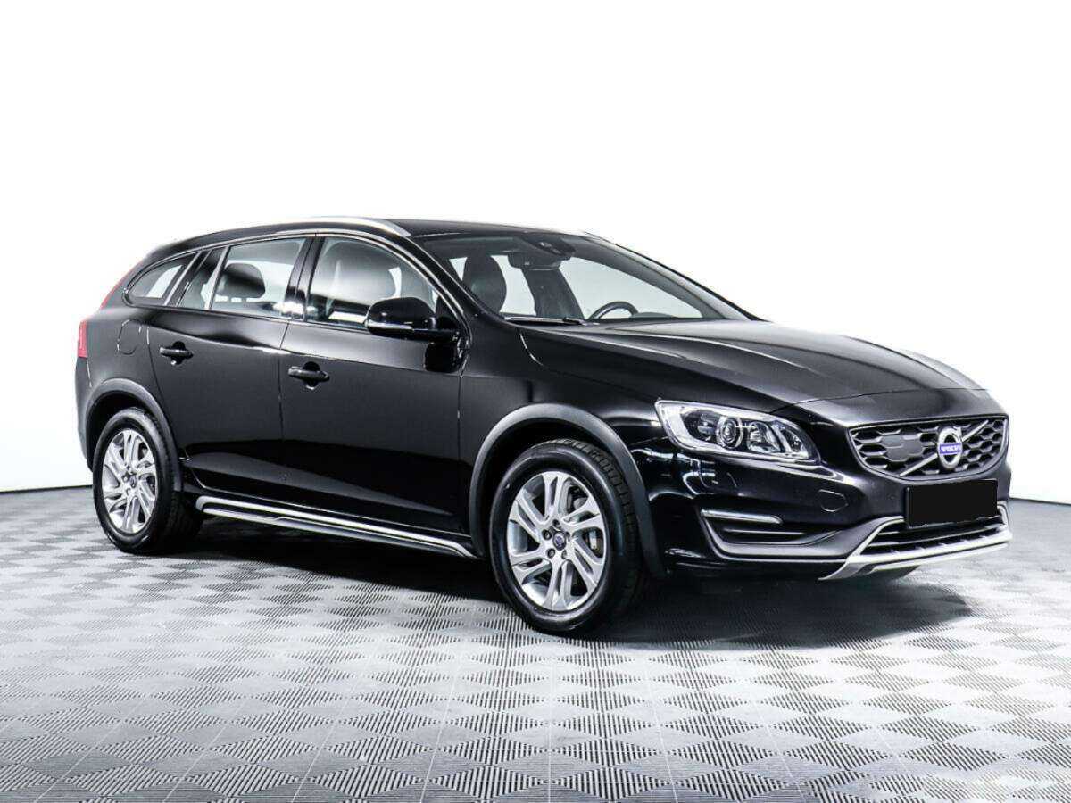 Volvo V60 Cross Country 2016 года с пробегом. Фото: #2