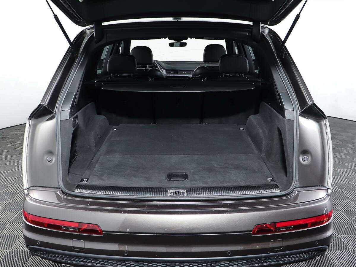 Audi Q7 2015 года с пробегом. Фото: #9