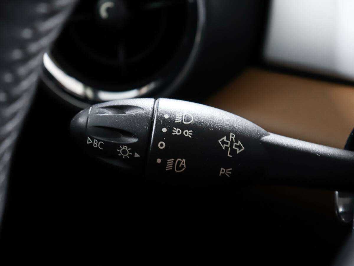 Mini Hatch 2012 года с пробегом. Фото: #17