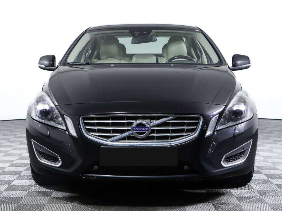 Volvo S60 2011 года с пробегом. Фото: #1