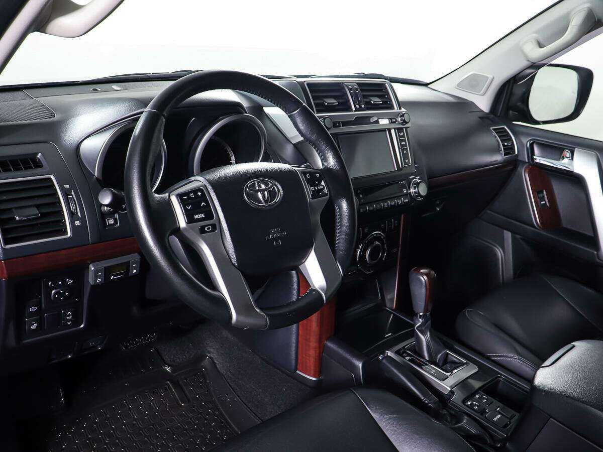 Toyota Land Cruiser Prado 2016 года с пробегом. Фото: #11