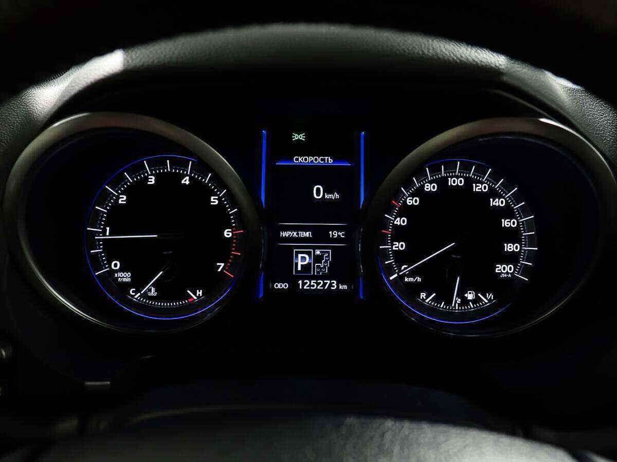 Toyota Land Cruiser Prado 2016 года с пробегом. Фото: #12