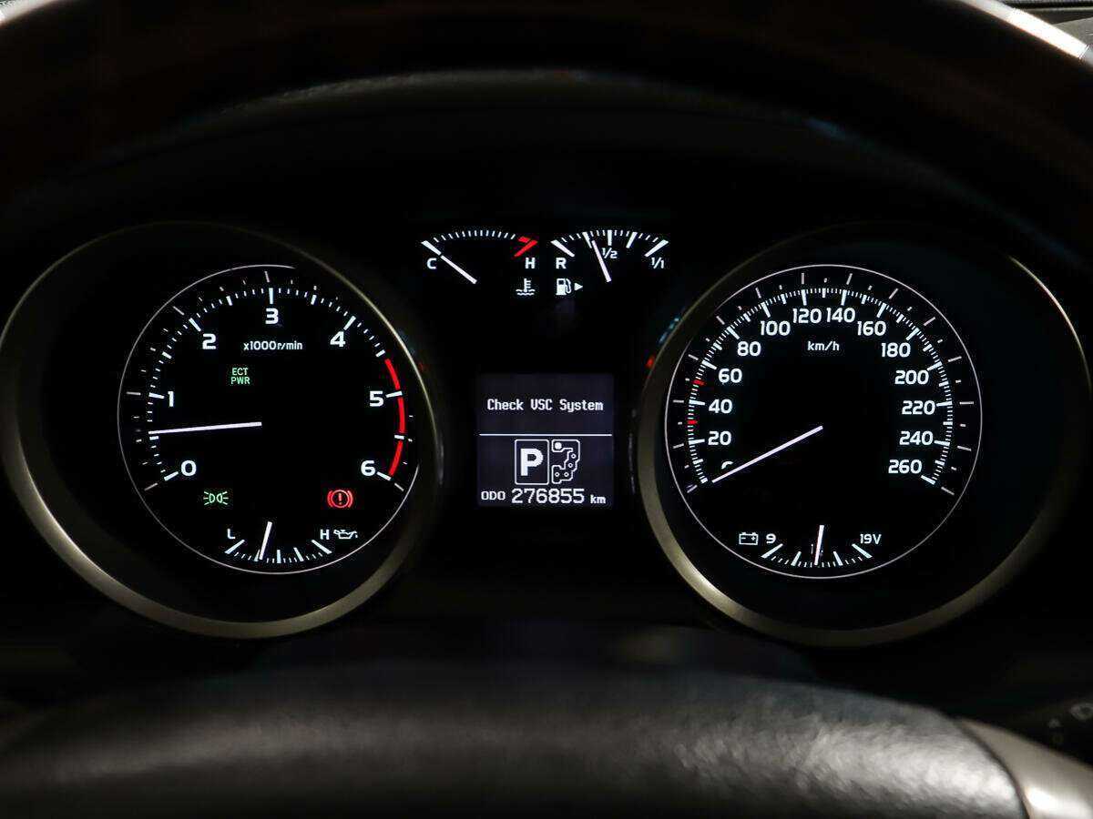 Toyota Land Cruiser 2011 года с пробегом. Фото: #12