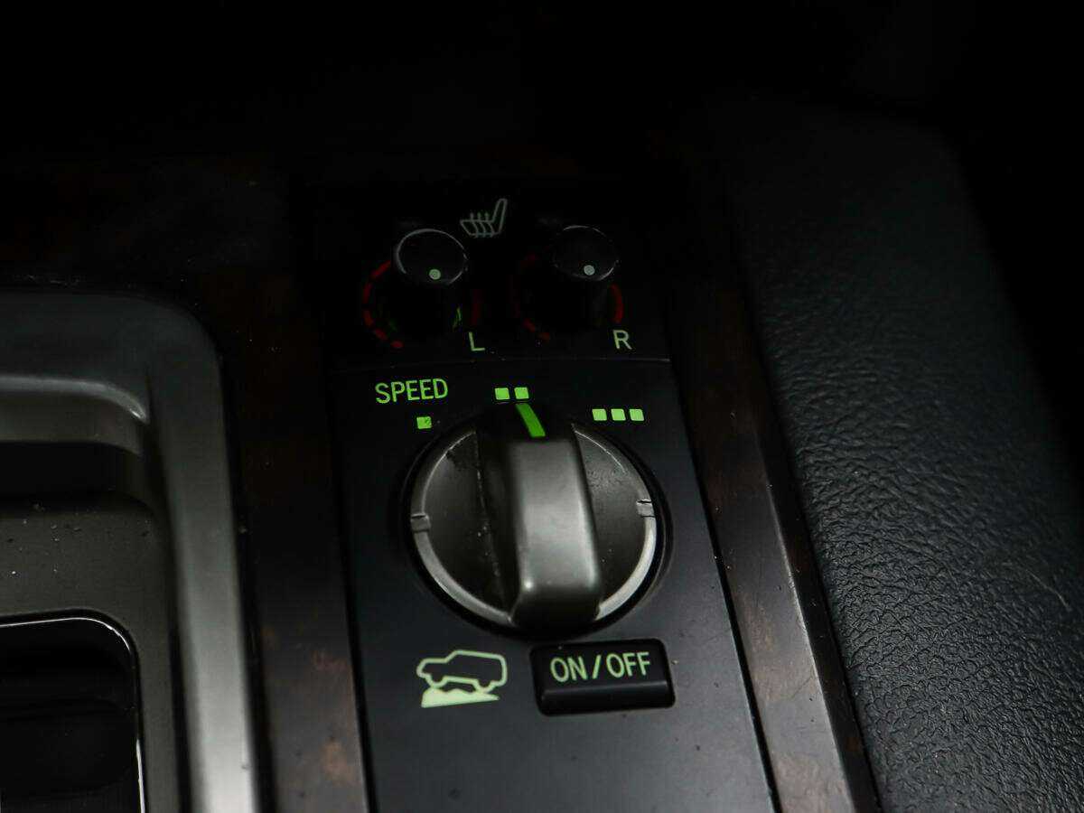 Toyota Land Cruiser 2011 года с пробегом. Фото: #21