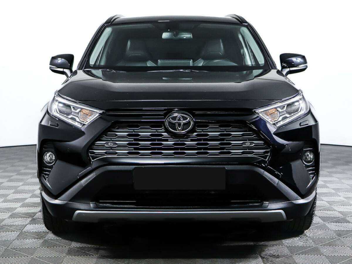 Toyota RAV4 2021 года с пробегом. Фото: #1