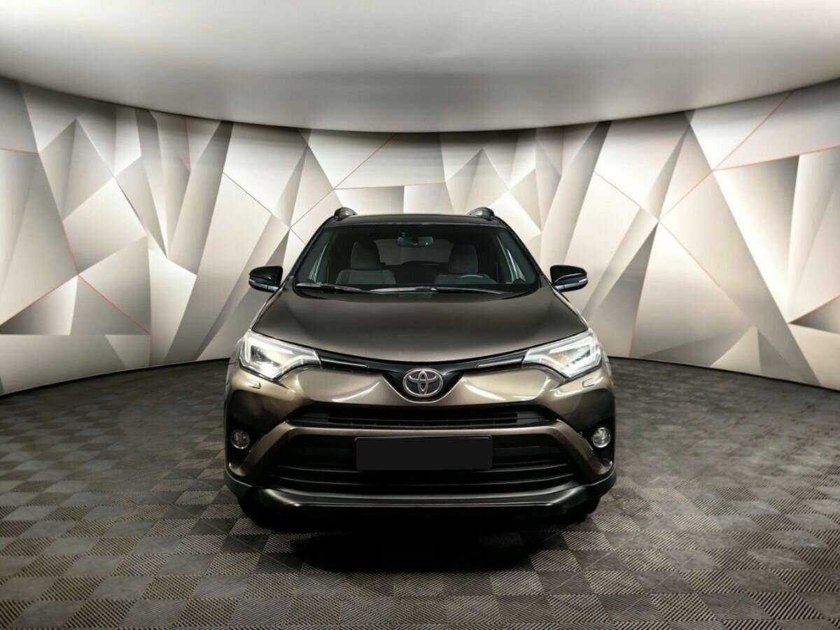 Toyota RAV4 2019 года с пробегом. Фото: #6