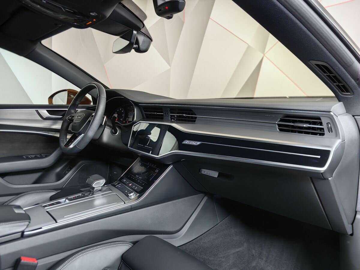 Audi A7 2020 года с пробегом. Фото: #8