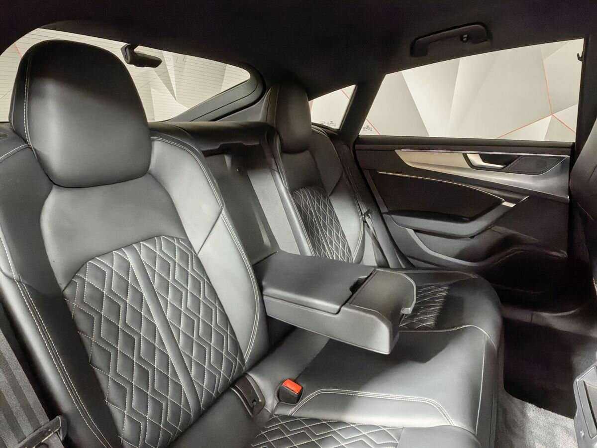 Audi A7 2020 года с пробегом. Фото: #12