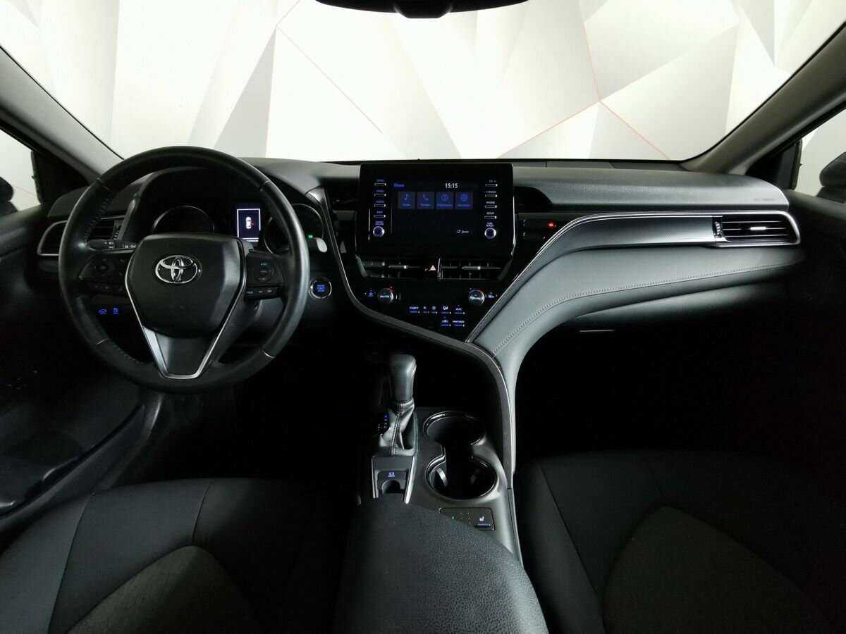 Toyota Camry 2021 года с пробегом. Фото: #9